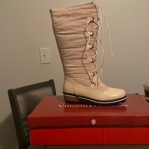 Vittorio D’Firenze size 8 Women’s winter boots